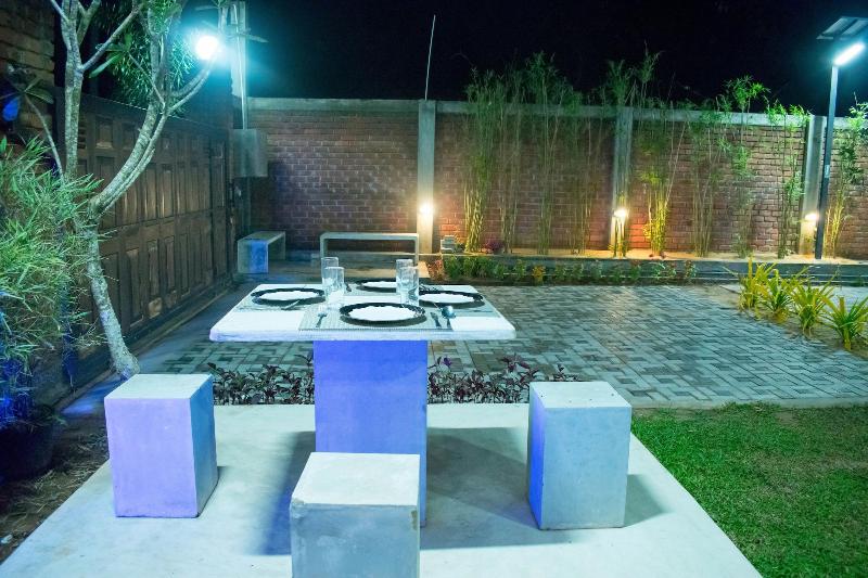 Laana Villa image