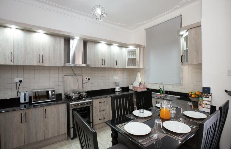 Caran Hotel Apartments image