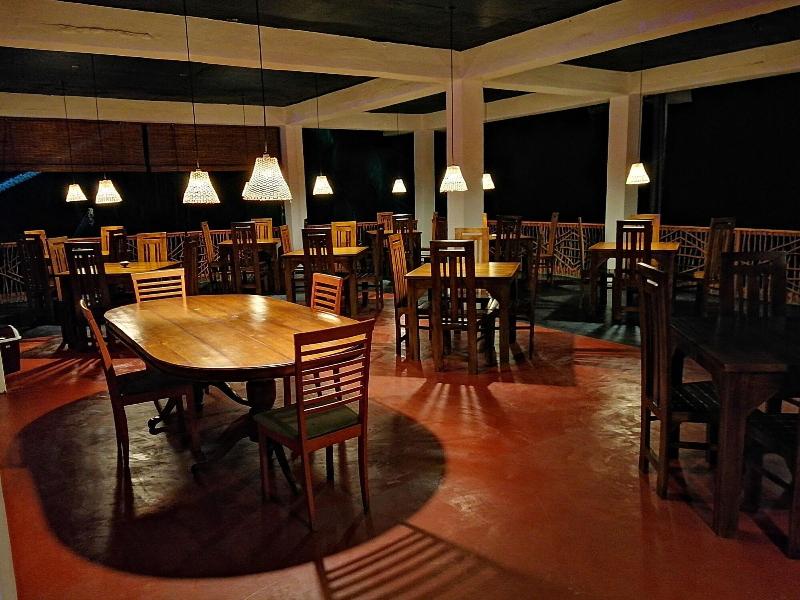 Macnara Traveller S Inn image