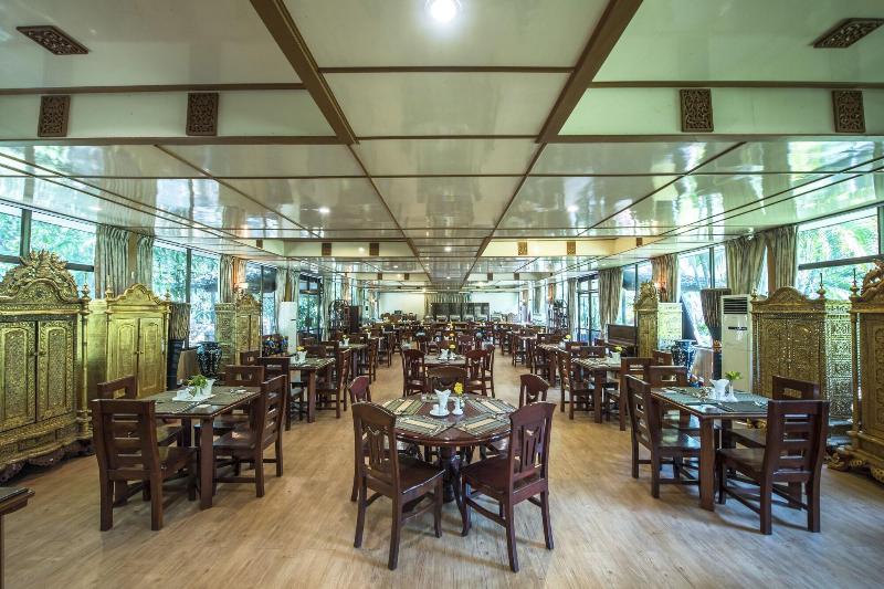 Royal House Hotel