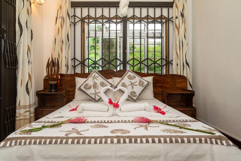 Jane S Serenity Guest House image