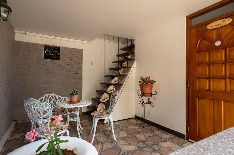 Jane S Serenity Guest House image