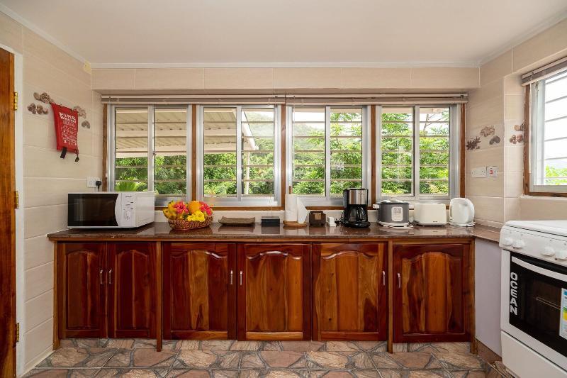 Jane S Serenity Guest House image