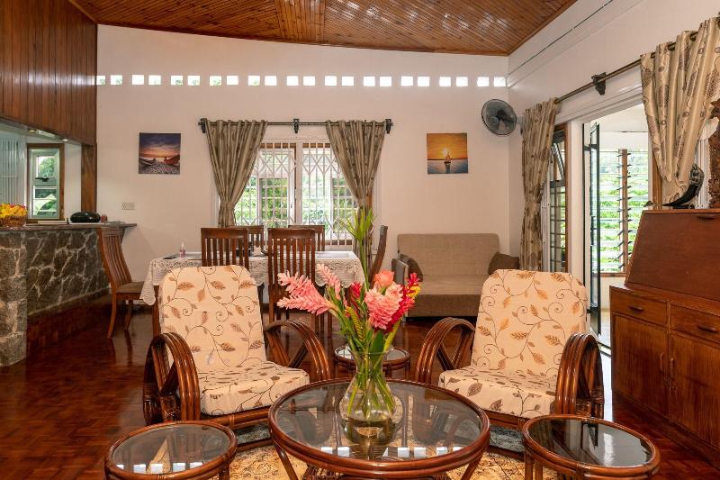 Jane S Serenity Guest House image
