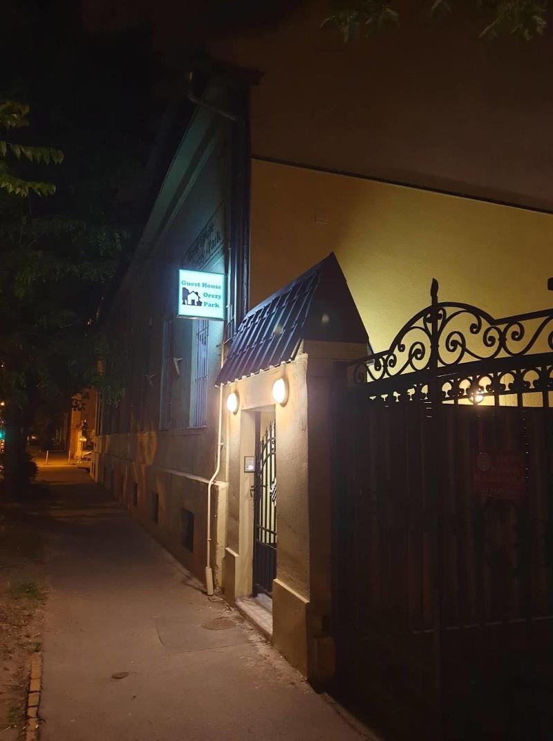 Guest House Orczy Park