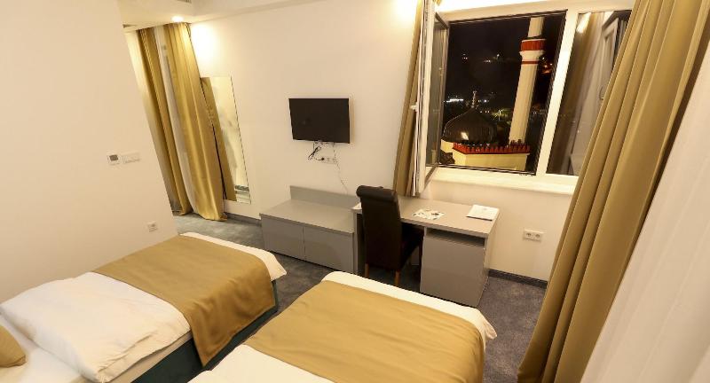 Hotel Vezir Palace image