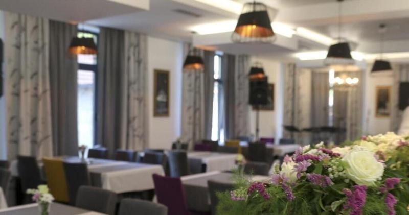 Hotel Vezir Palace image