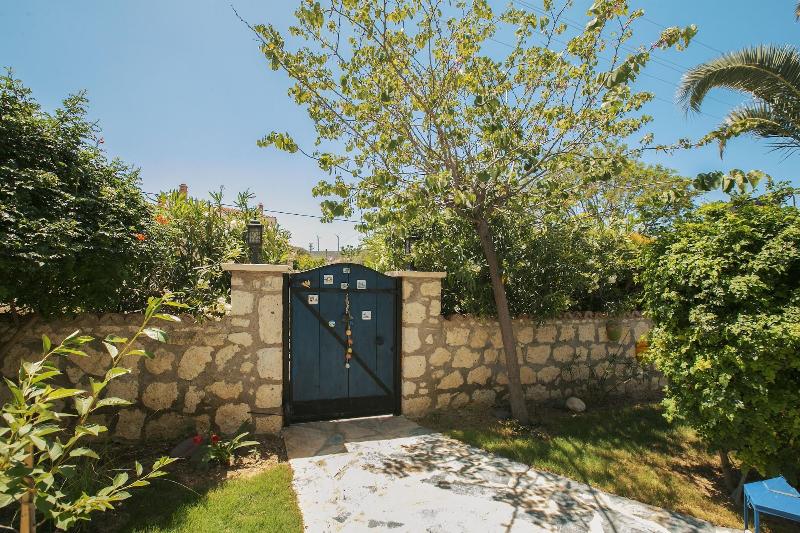 Alacata Albatross Hotel
