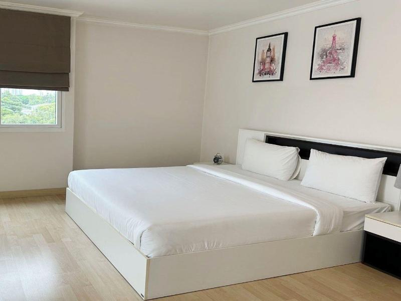 Pacific Residence 39 image