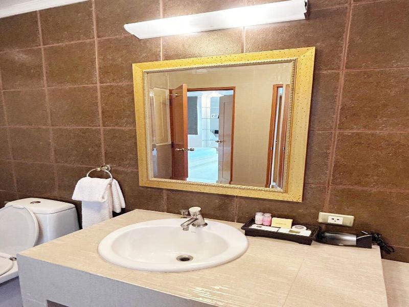 Pacific Residence 39 image