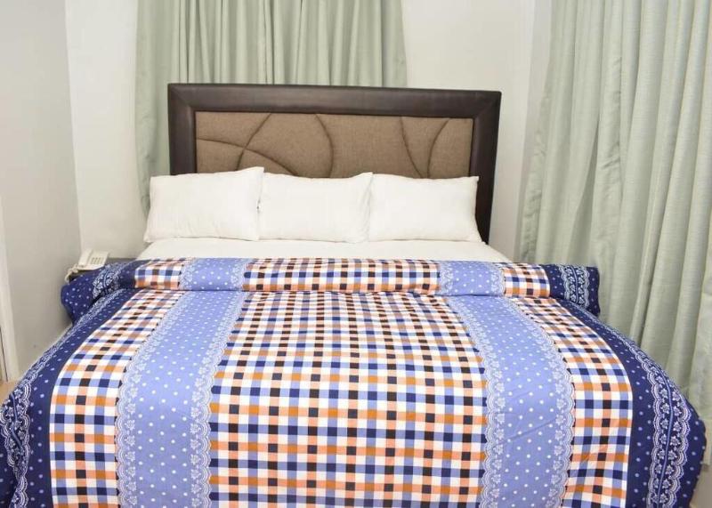 Rush Hotel image