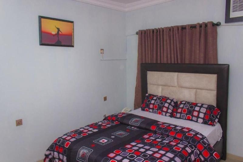 Rush Hotel image