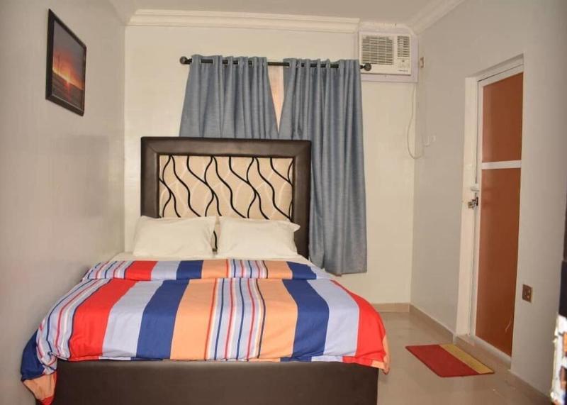 Rush Hotel image