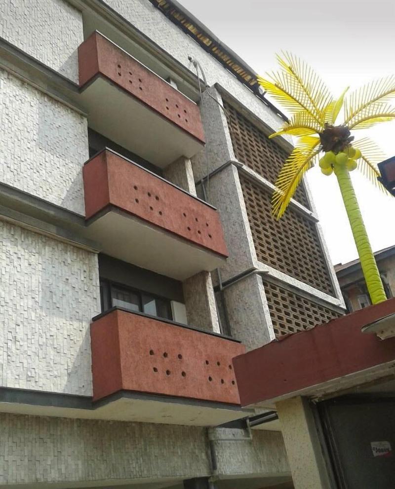 44 Lodge And Suites image