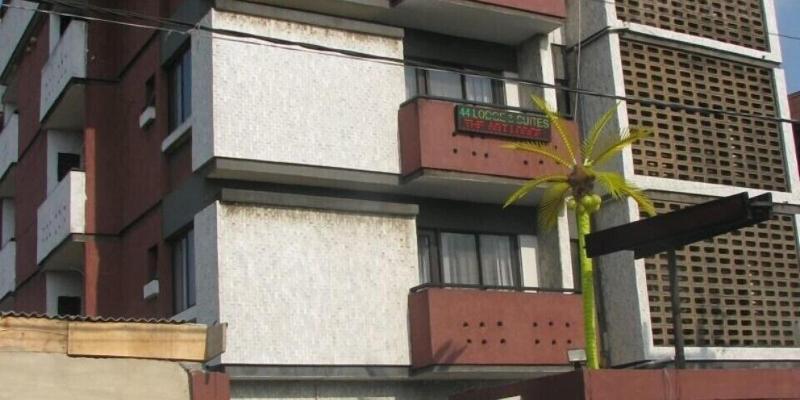 44 Lodge And Suites image