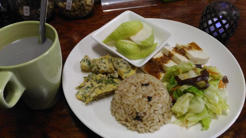 Pu Su Bed And Breakfast image