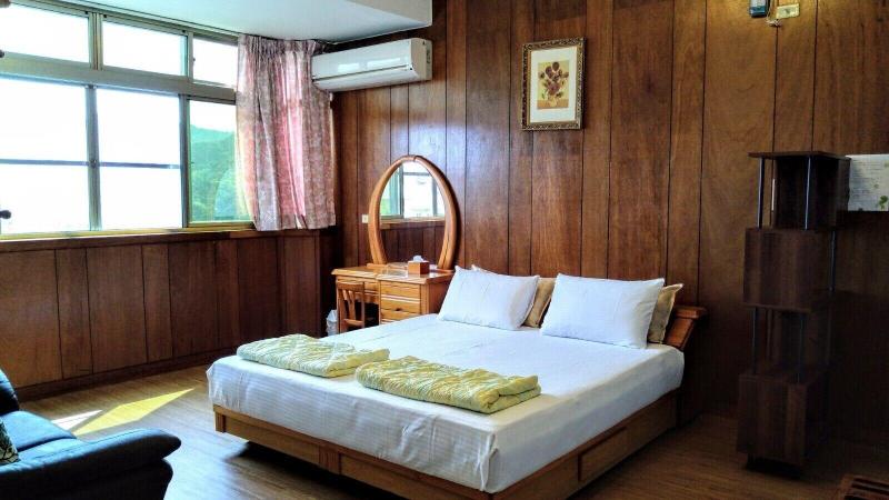 Pu Su Bed And Breakfast image