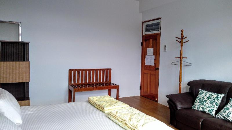 Pu Su Bed And Breakfast image