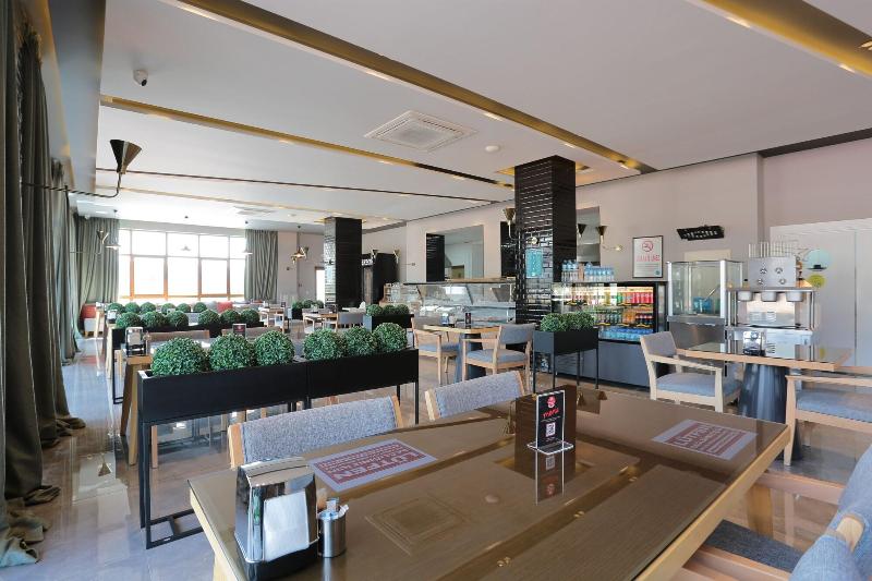 A Alcalar Hotel