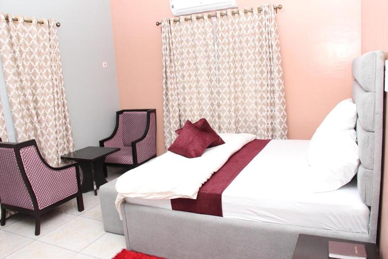 Blooms Spot Hotel And Apartments image