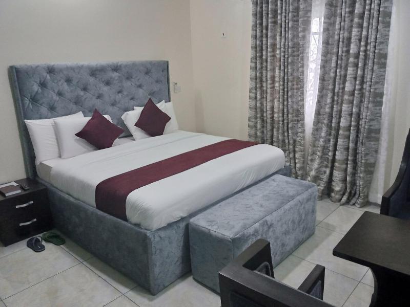 Blooms Spot Hotel And Apartments image