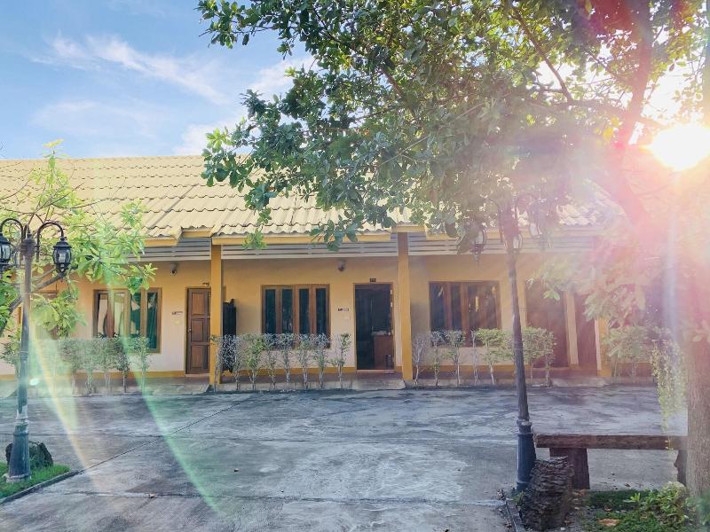 Srisupawadee Resort — general view