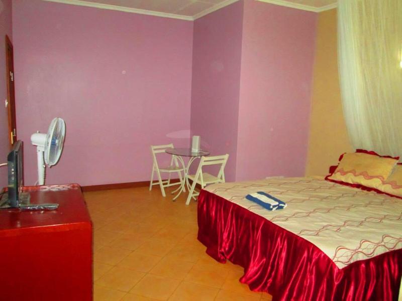 All African Hotel image