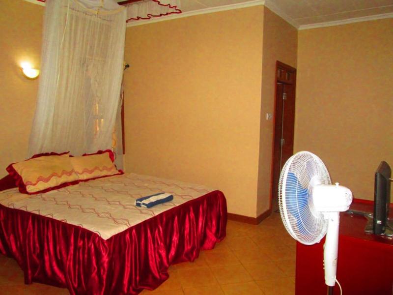 All African Hotel image