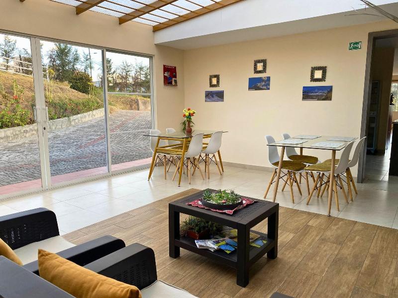 Las Hortencias Casa De Hua Spedes image