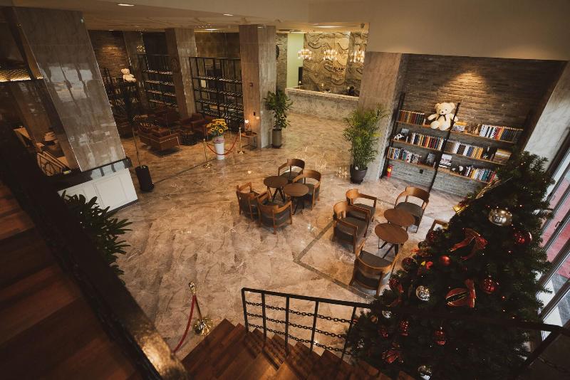 Blanc Hotel image