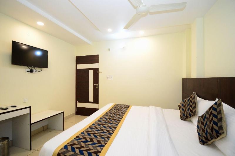 Hotel Rashika Palace image