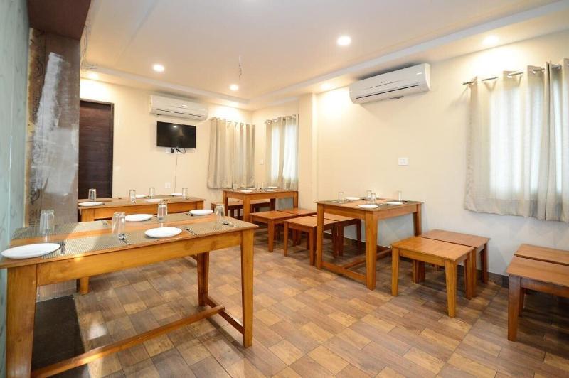 Hotel Rashika Palace image