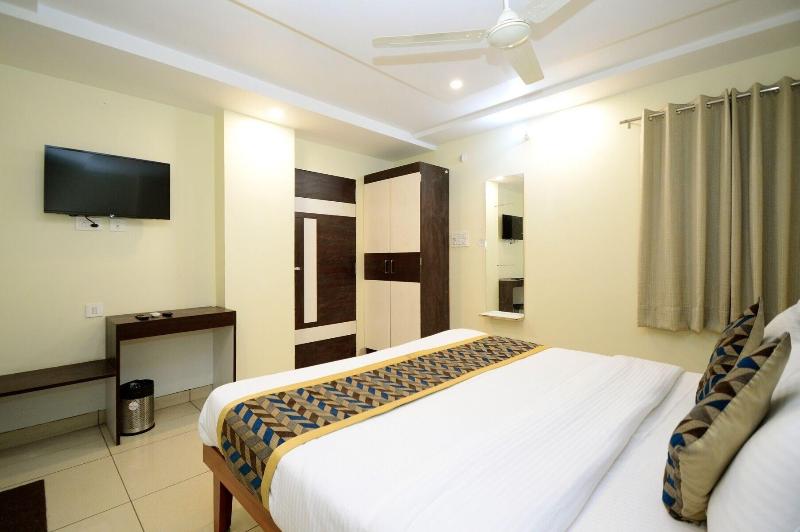 Hotel Rashika Palace image