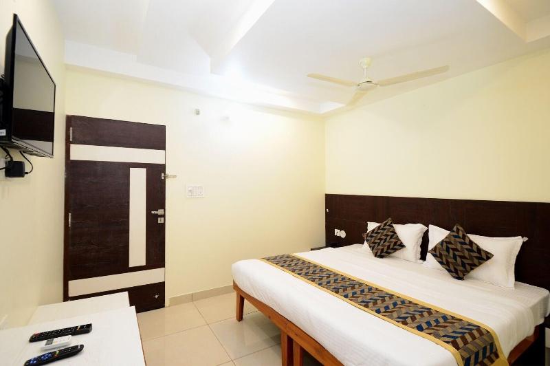 Hotel Rashika Palace image