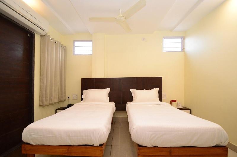 Hotel Rashika Palace image