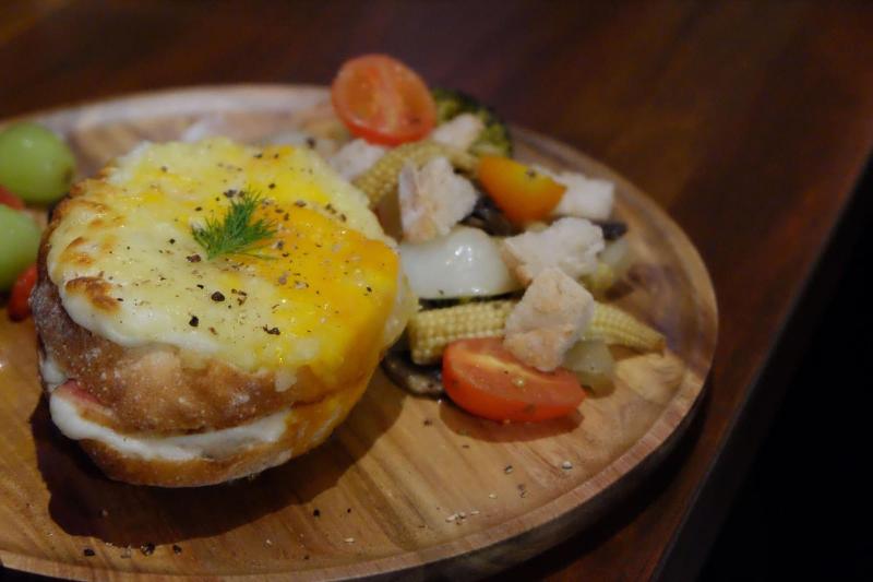 Coffeeloft Inn Cafa image