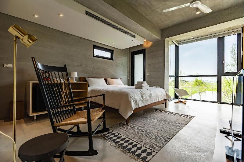 Life In Nature B B image