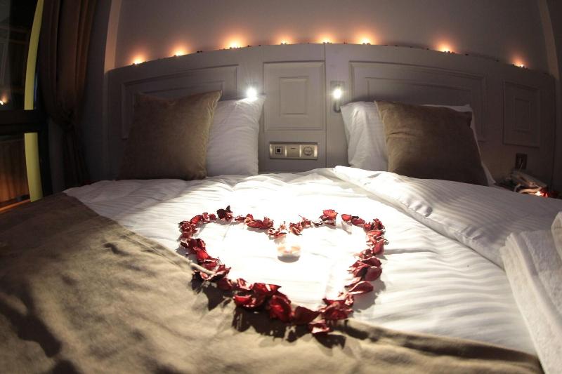 X Nellyi Boutique Hotel image