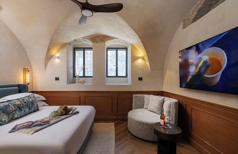 Damson Boutique Hotel image