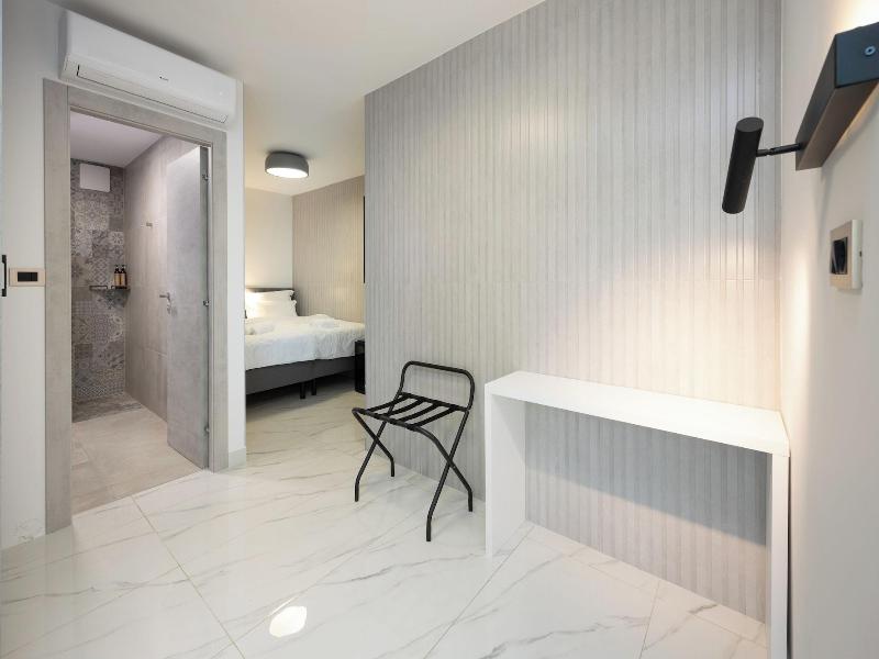 Hotel Teranea image