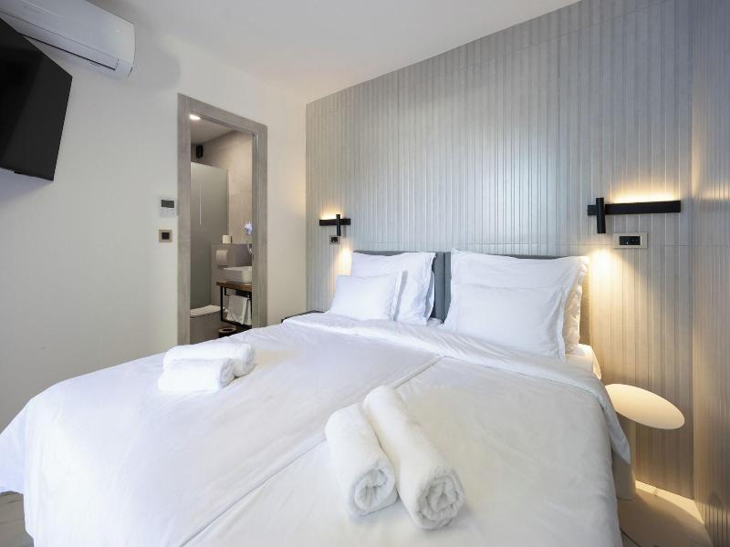 Hotel Teranea image