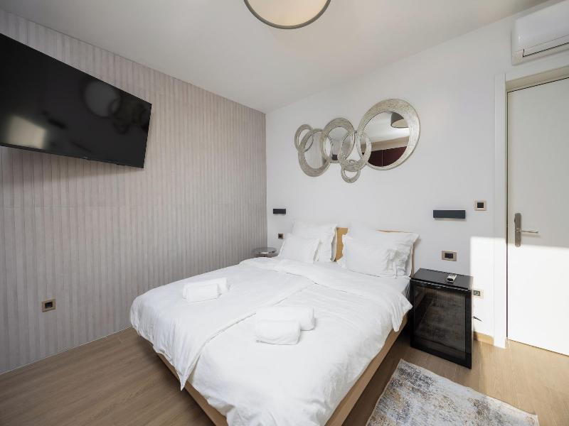 Hotel Teranea image