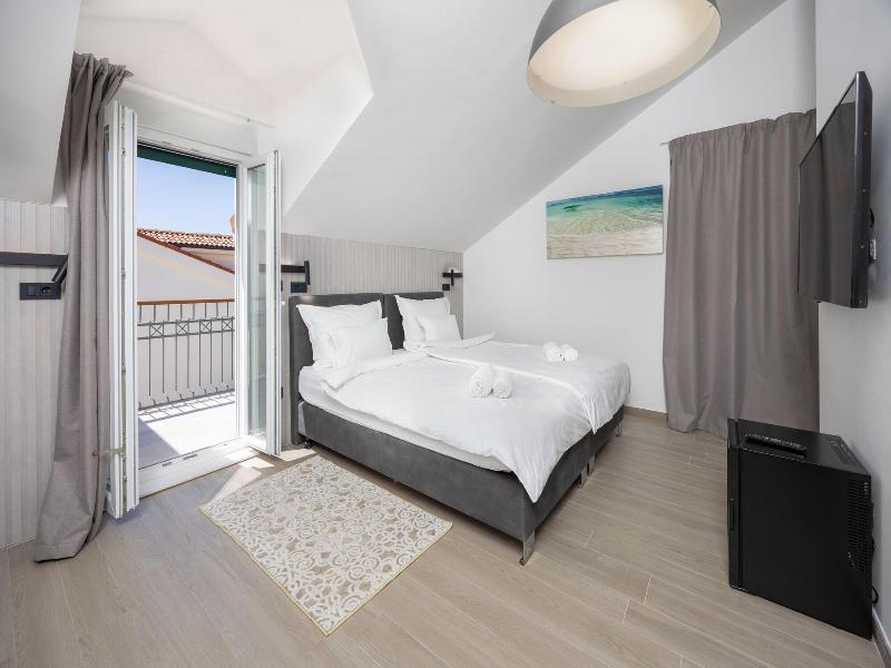 Hotel Teranea image