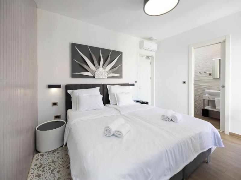 Hotel Teranea image