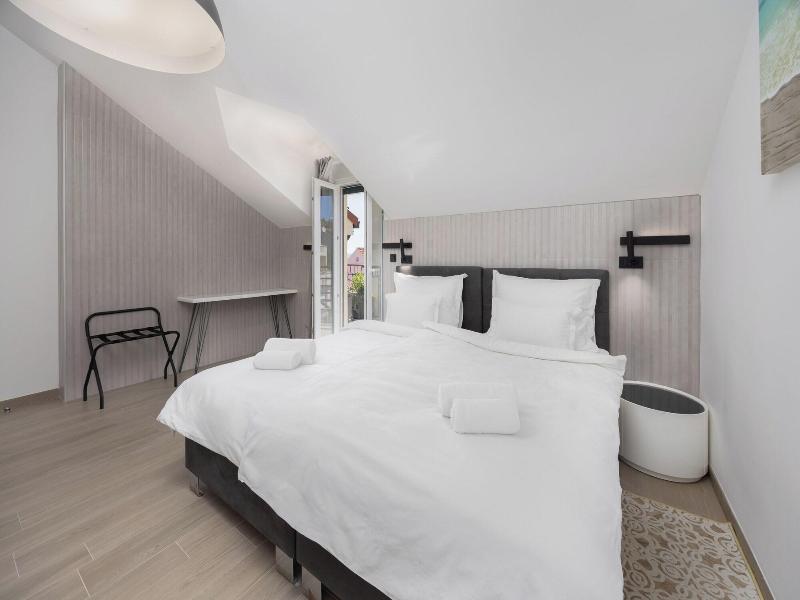 Hotel Teranea image