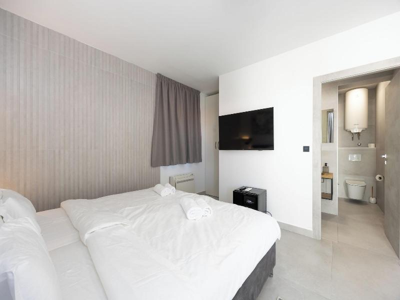 Hotel Teranea image