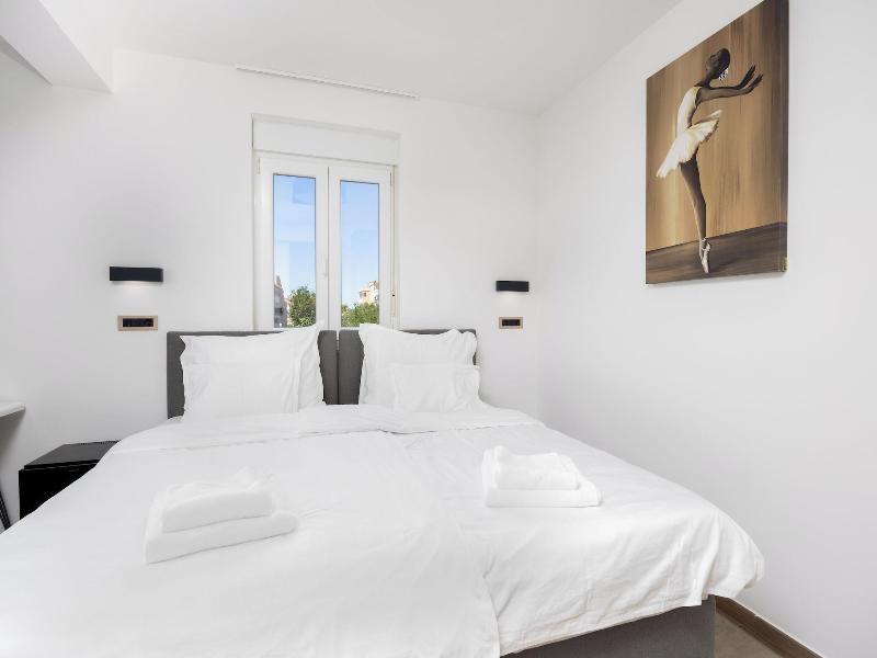Hotel Teranea image