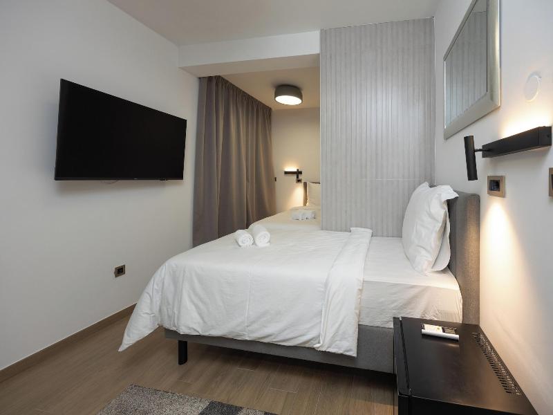 Hotel Teranea image