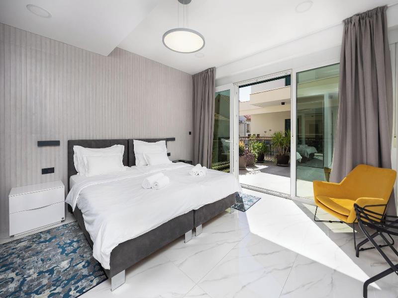 Hotel Teranea image