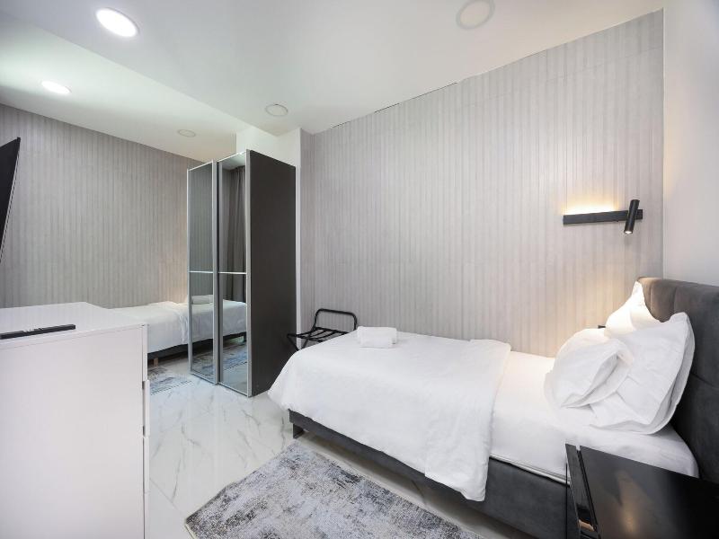 Hotel Teranea image